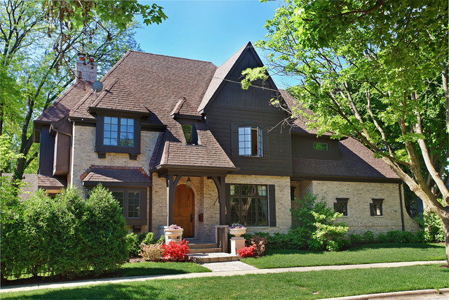 Property photo of 744 W Sixth Street in HINSDALE, Illinois