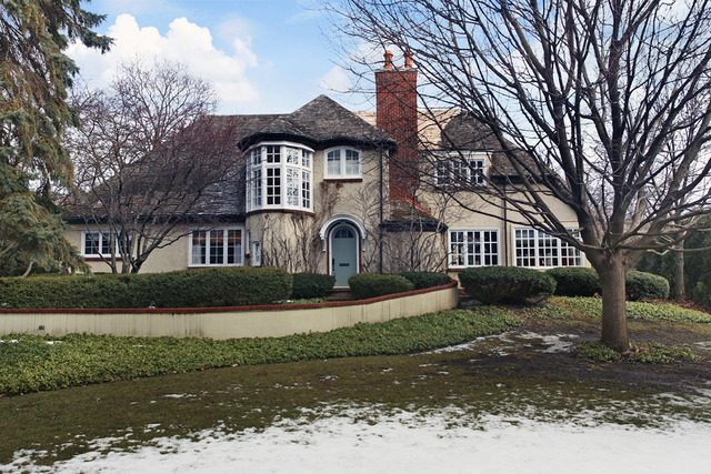 Property photo of 855 Cleveland Road in HINSDALE, Illinois