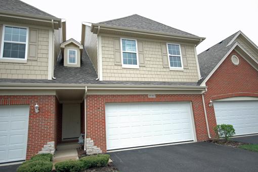 Property photo of 10s463 Carrington Circle #B in BURR RIDGE, Illinois