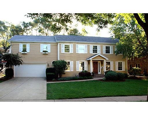 Property photo of 817 S Bodin in HINSDALE, Illinois
