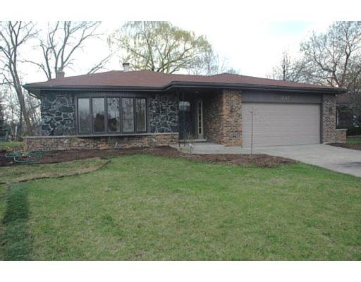 Property photo of 3157 Grandview in DARIEN, Illinois