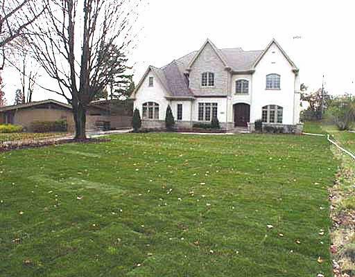 Property photo of 814 58th Street in HINSDALE, Illinois