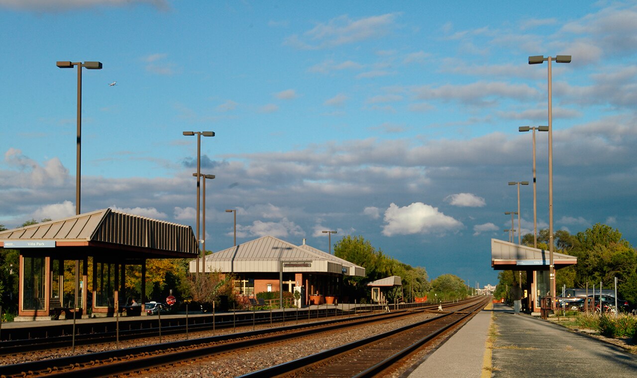 Photograph accompanying the neighborhood guide