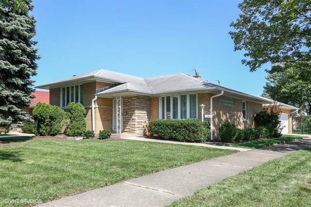 Property photo of 1501 Harrison Avenue in La Grange Park, Illinois