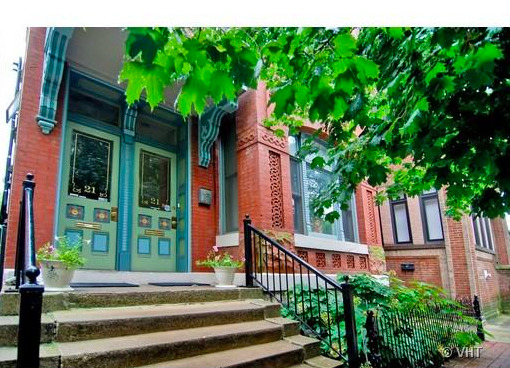 Property photo of 2121 W Schiller Street #1 in Chicago, Illinois