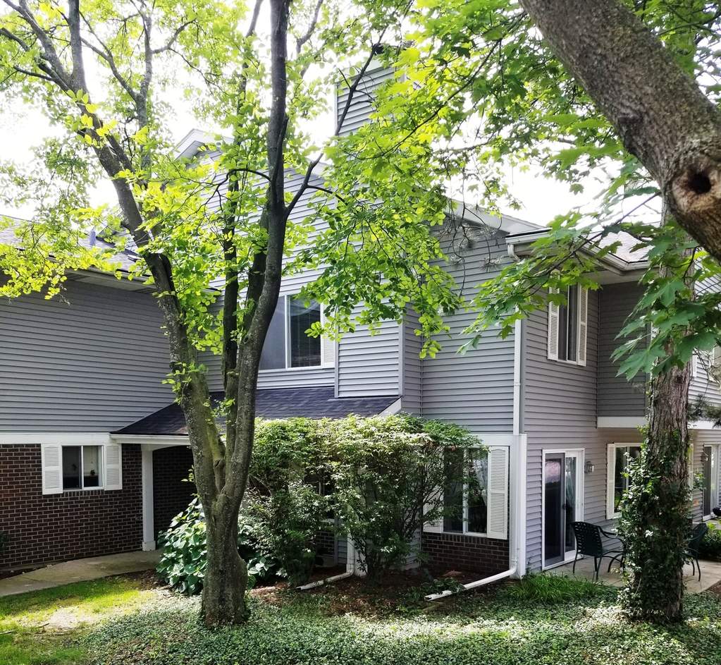 Property photo of 7605 Bristol Court #2-7 in Woodridge, Illinois