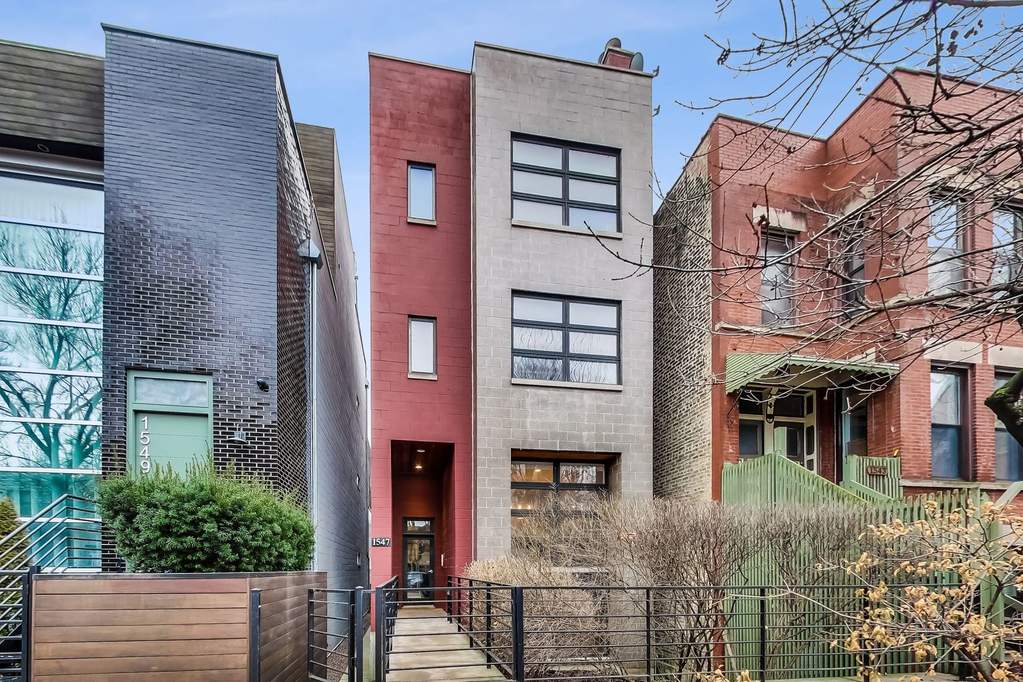 Property photo of 1547 N Honore Street #1 in Chicago, Illinois