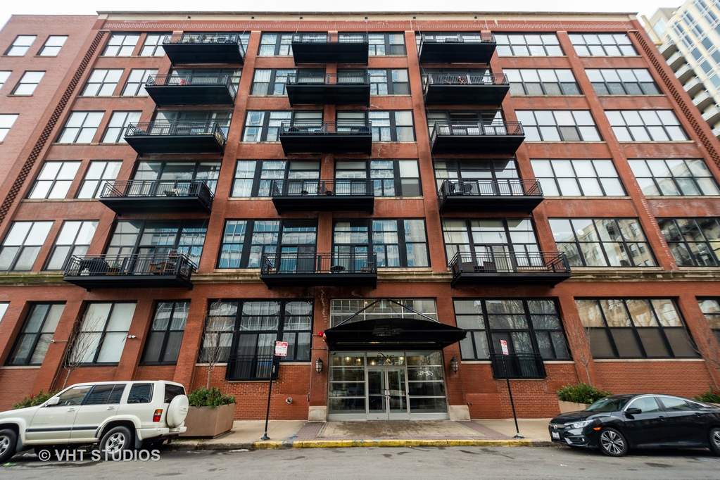 Property photo of 525 W Superior Street #328 in Chicago, Illinois