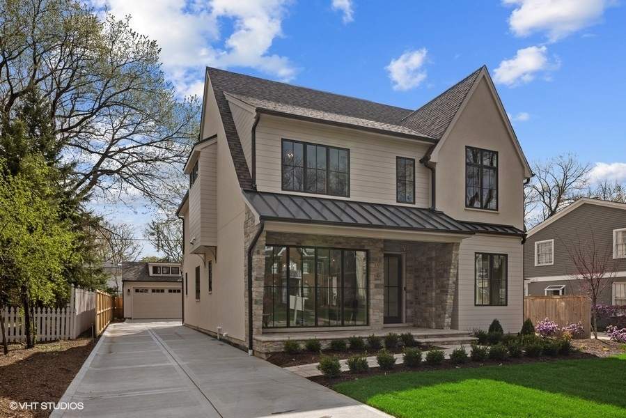 Property photo of 19 S Adams Street in Hinsdale, Illinois