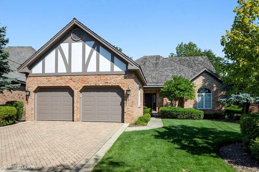 Property photo of 66 Berkshire Court in Burr Ridge, Illinois