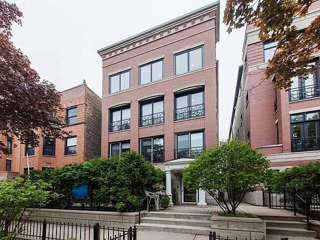 Property photo of 2848 N Burling Street #4 in Chicago, Illinois