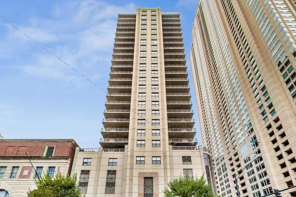 Property photo of 635 N Dearborn Street #1206 in Chicago, Illinois