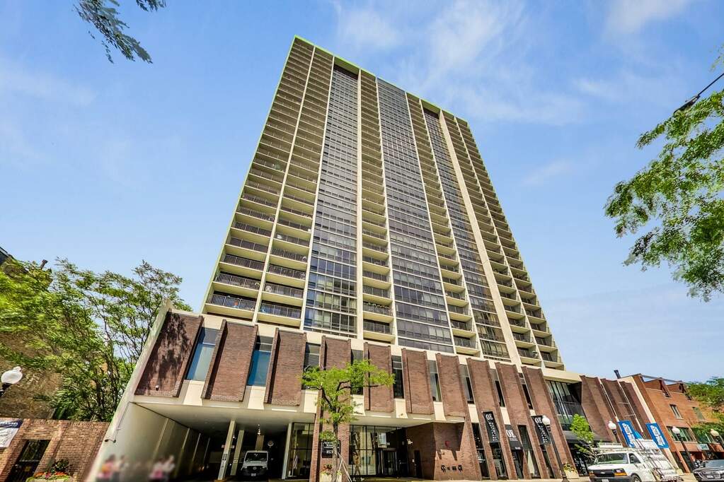 Property photo of 1636 N Wells Street #2015 in Chicago, Illinois