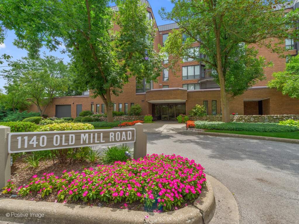 Property photo of 1140 Old Mill Road #505F in Hinsdale, Illinois