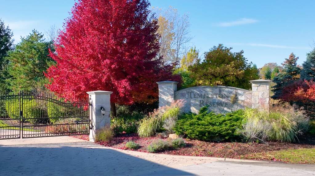 Property photo of 5 Templeton Drive in Oak Brook, Illinois