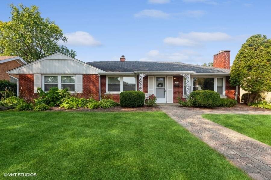 Property photo of 1016 S Spring Avenue in La Grange, Illinois