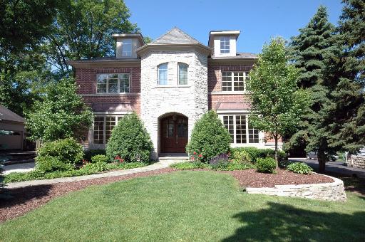 Property photo of 5548 S Washington Street in Hinsdale, Illinois