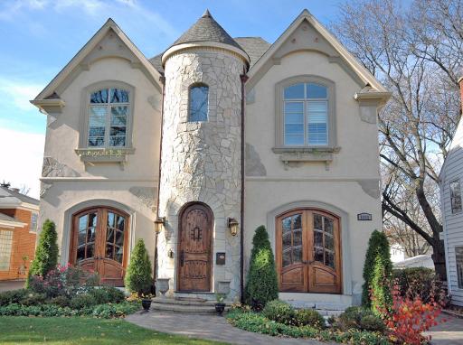 Property photo of 5332 Lawn Avenue in Western Springs, Illinois
