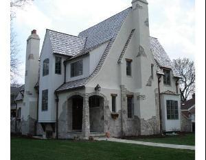 Property photo of 437 N County Line Road in Hinsdale, Illinois