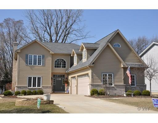 Property photo of 4808 Cornell Avenue in Downers Grove, Illinois