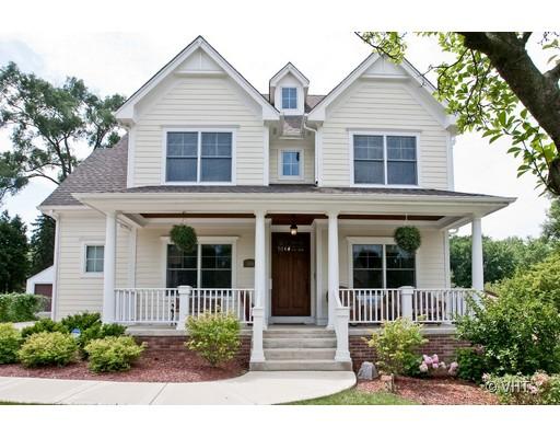 Property photo of 109 4th Street in Downers Grove, Illinois