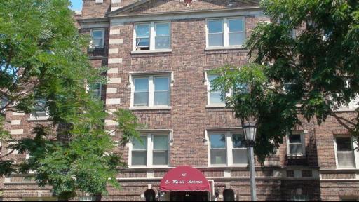 Property photo of 85 E Harris Avenue #H3 in La Grange, Illinois