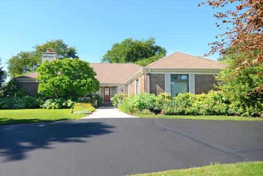 Property photo of 14 Wyndham Court in Oak Brook, Illinois