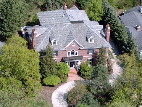 Property photo of 919 S County Line Road in Hinsdale, Illinois