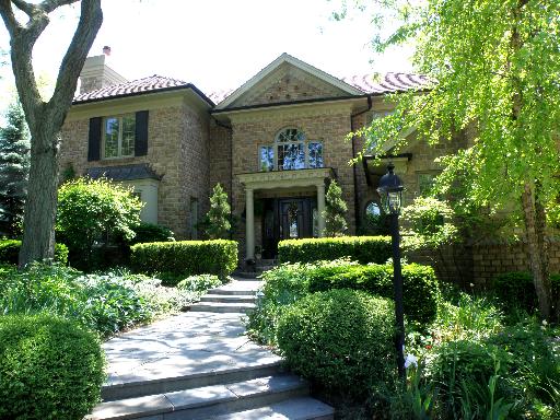 Property photo of 728 W North Street in Hinsdale, Illinois