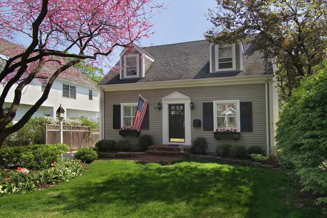 Property photo of 541 N Washington Street in Hinsdale, Illinois