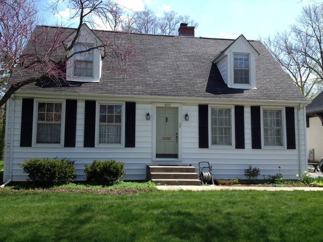 Property photo of 825 S Vine Street in Hinsdale, Illinois