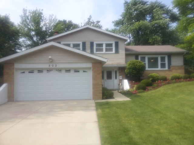Property photo of 802 Tamarack Drive in Darien, Illinois