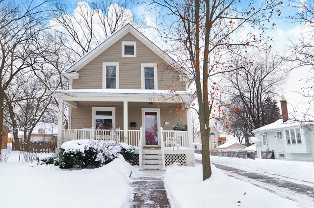 Property photo of 722 S Stough Street in Hinsdale, Illinois