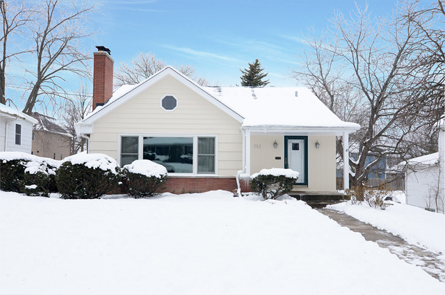 Property photo of 712 S Stough Street in Hinsdale, Illinois