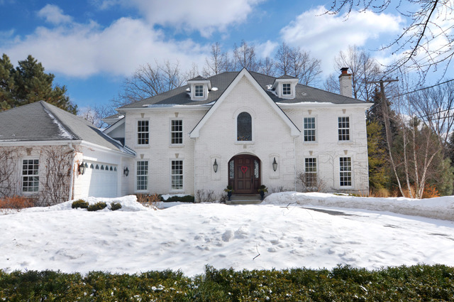 Property photo of 121 S Elm Street in Hinsdale, Illinois