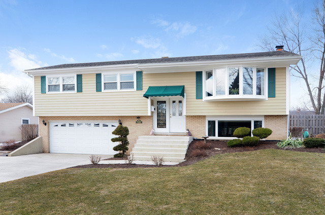 Property photo of 7342 Richmond Avenue in Darien, Illinois