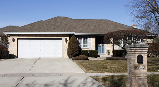 Property photo of 8920 Kilkenny Drive in Darien, Illinois