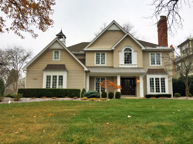 Property photo of 910 S Vine Street in Hinsdale, Illinois