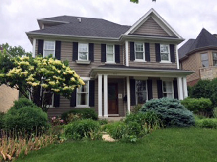 Property photo of 733 S Monroe Street in Hinsdale, Illinois