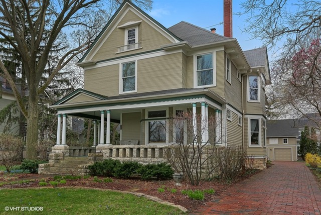 Property photo of 210 S Lincoln Street in Hinsdale, Illinois