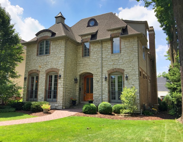 Property photo of 128 S Clay Street in Hinsdale, Illinois