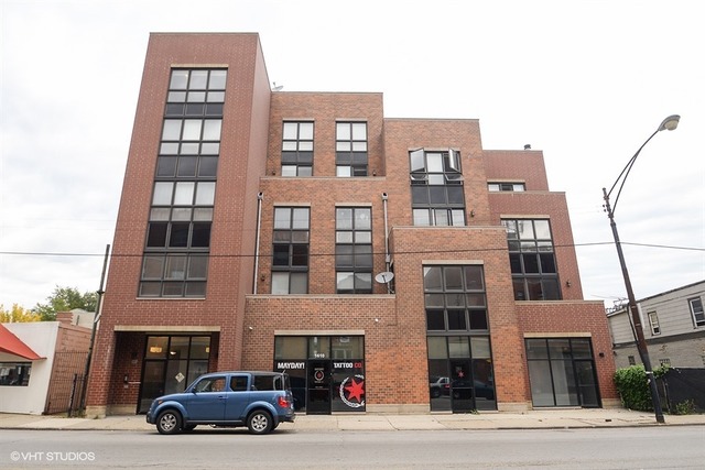 Property photo of 1610 W Grand Avenue #2C in Chicago, Illinois