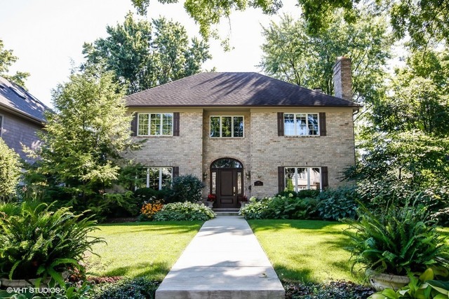 Property photo of 707 S Thurlow Street in Hinsdale, Illinois