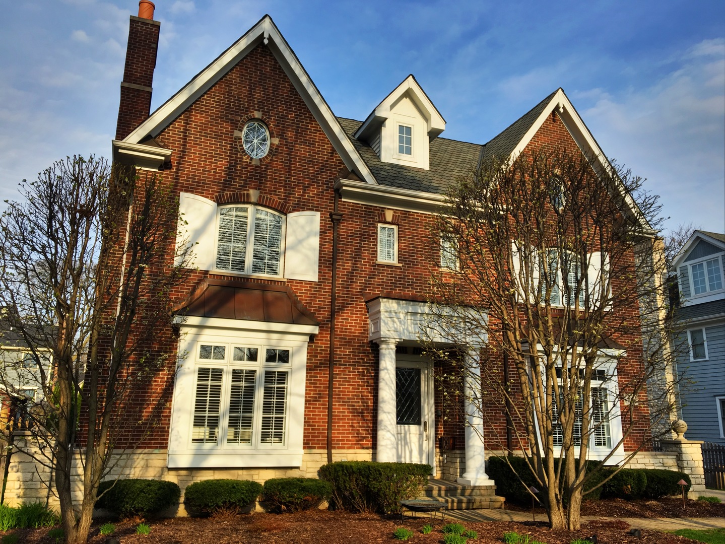 Property photo of 418 S Madison Street in Hinsdale, Illinois