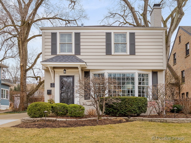 Property photo of 211 N Clay Street in Hinsdale, Illinois