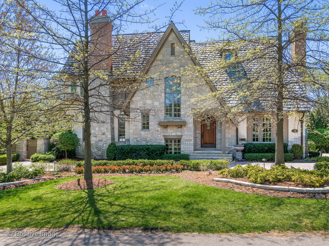 Property photo of 520 W 9th Street in Hinsdale, Illinois