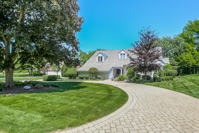 Property photo of 47 Cambridge Drive in Oak Brook, Illinois