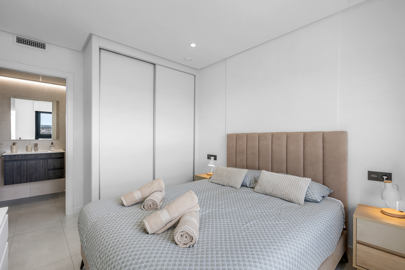Property photo of a Casa Capital managed home in Orihuela Costa