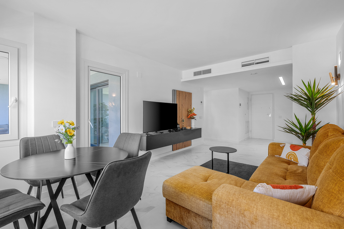Property photo of a Casa Capital managed home in Orihuela Costa