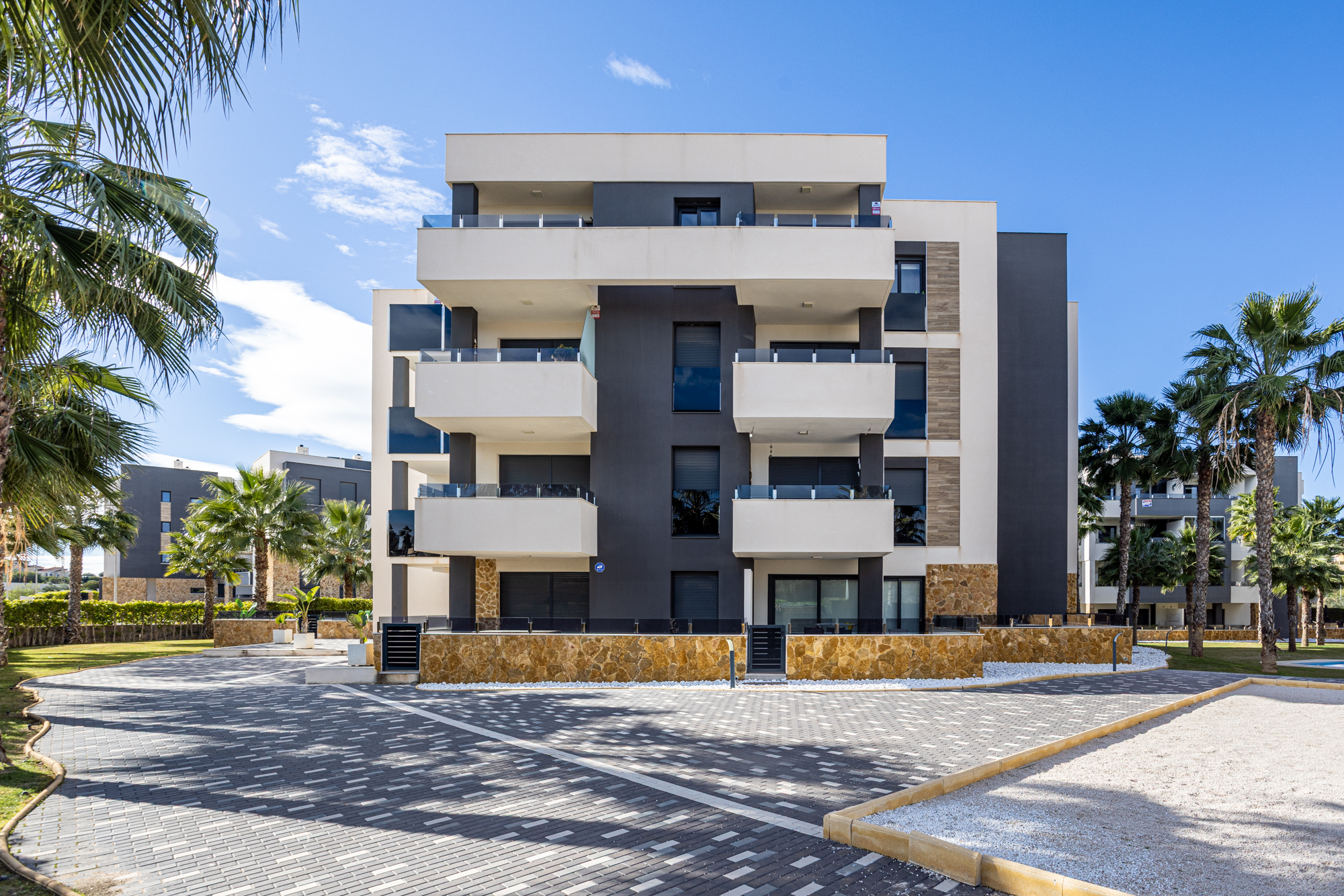 Property photo of a Casa Capital managed home in Orihuela Costa